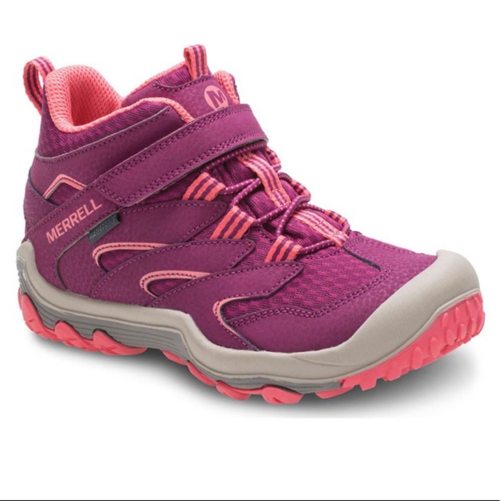 Merrell Chameleon hiking boots/ sneakers